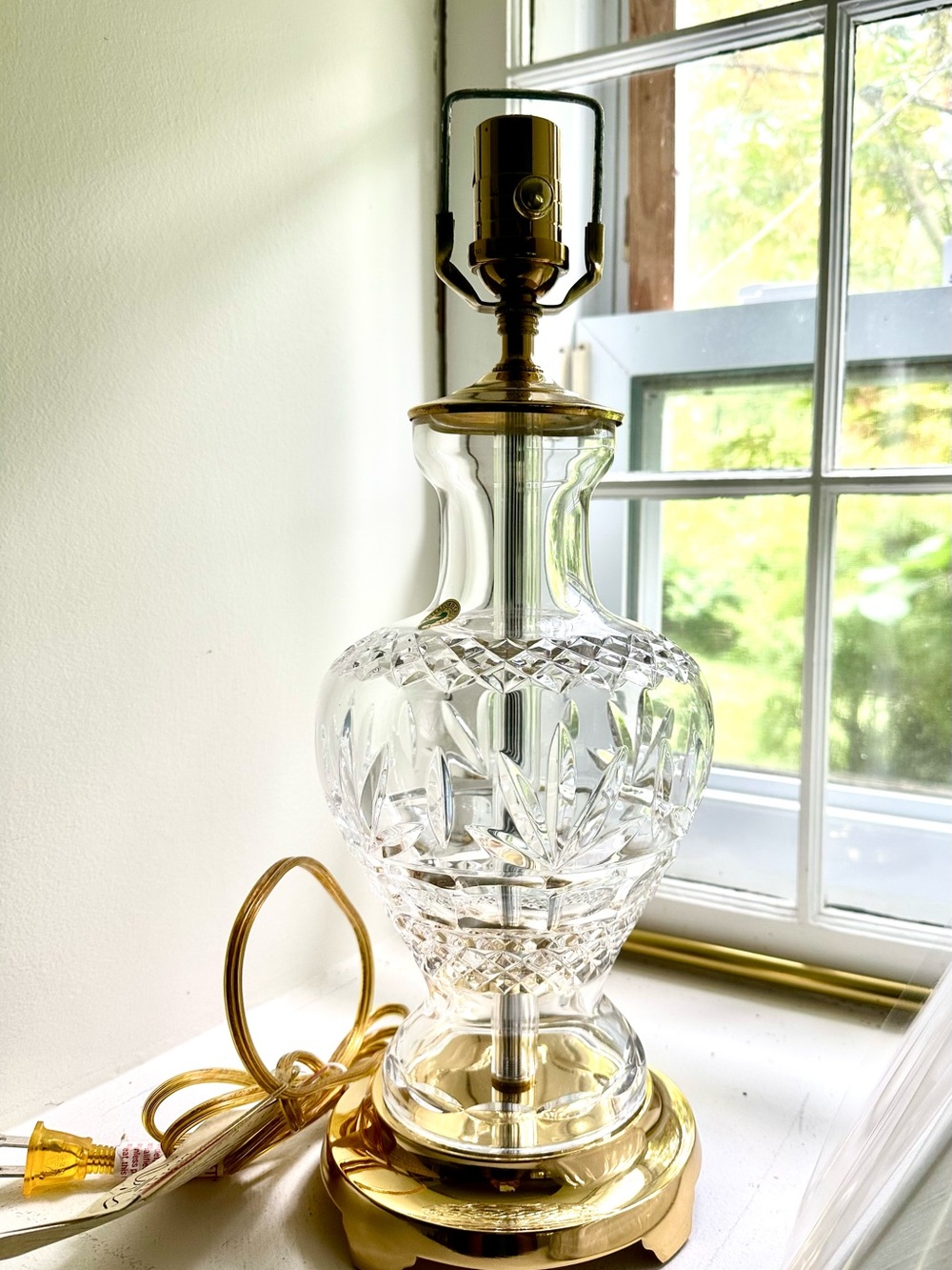 NWT Waterford Crystal Table Lamp with Gold Brass Base